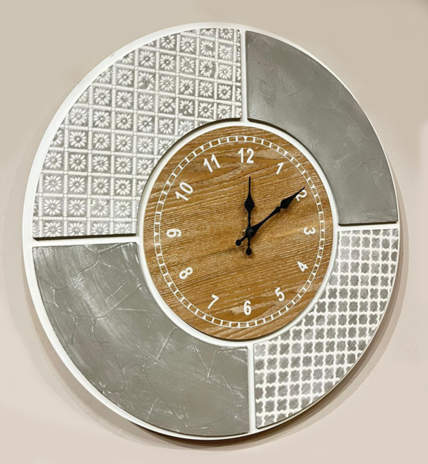 שעון קיר עגול דמוי בטון